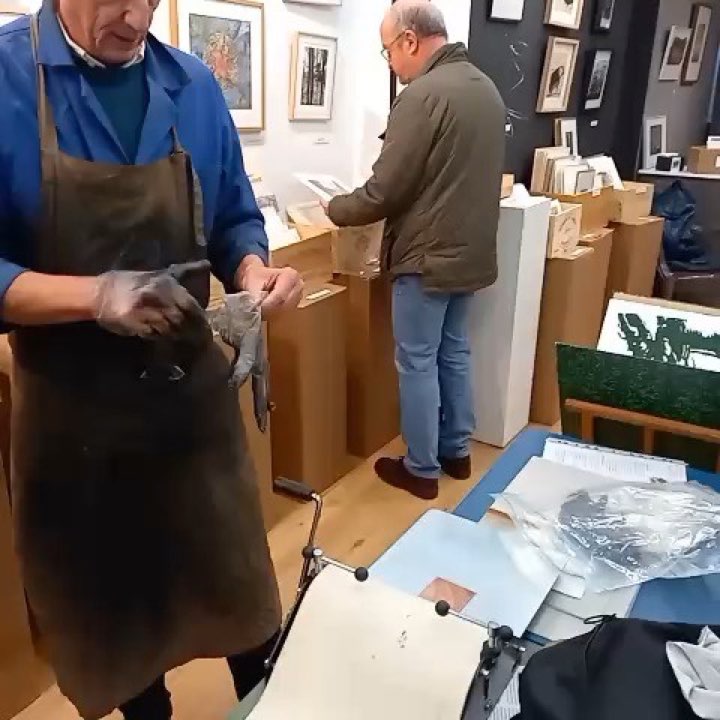 Encrage de la plaque, Vidéo